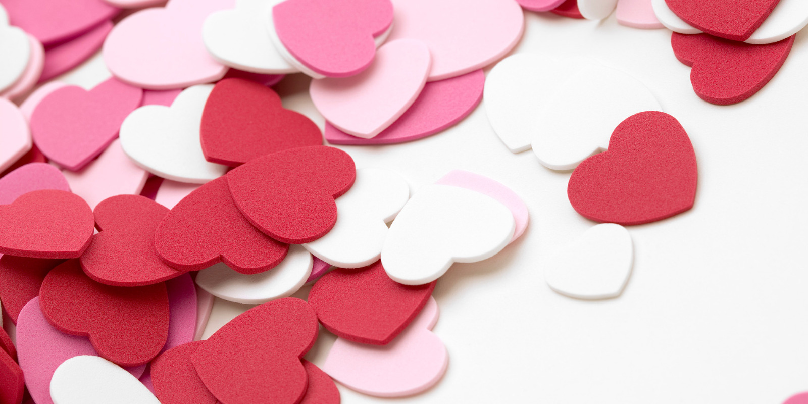 felt cutouts of pink white and read hearts